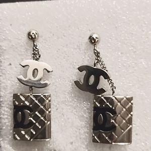 CC DANGLE SILVER EARRINGS